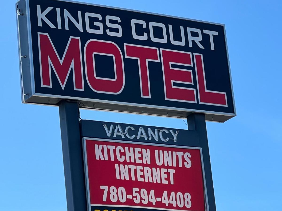 Kings Court Motel Cold Lake Eksteriør bilde